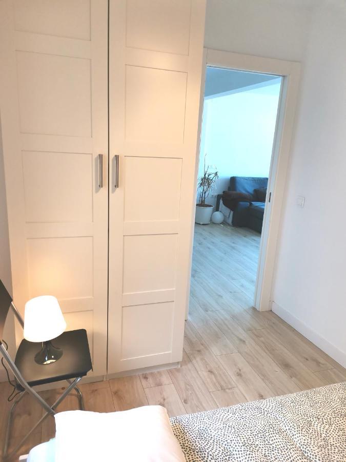 Private Room Next To The Center Gayfriendly มาลากา ภายนอก รูปภาพ